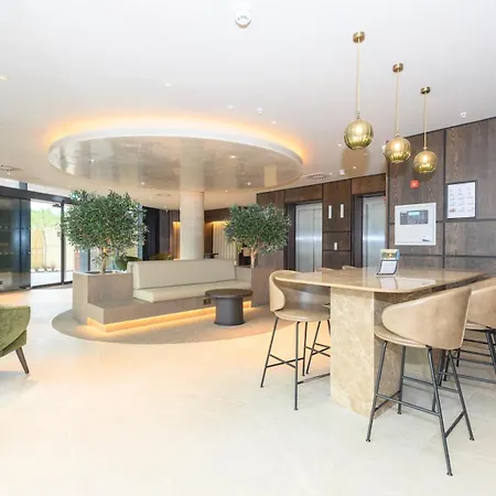 Amazing Views In - Pass The Keys Apartment *